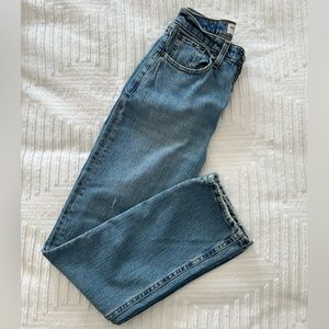 NEW Abercrombie Curve Love High Rise 90s Straight Jean